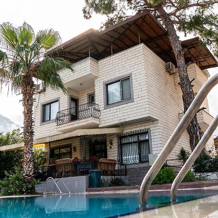 Spacious Villa With Sea And Mountain View 케메르 외부 사진